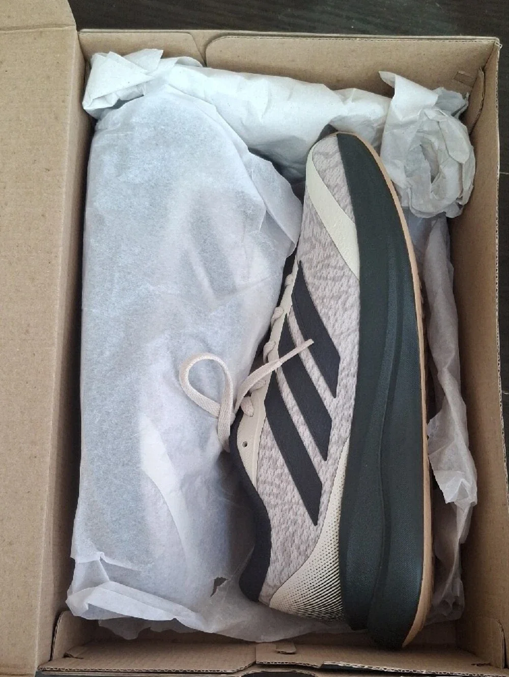 adidas Men's Athletic Shoe - Light Gray and Black